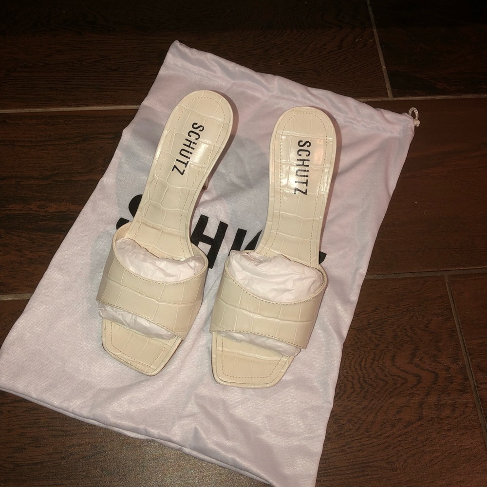 Schutz Posseni Sandal